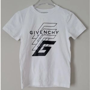 NWOT NEW Givenchy white t-shirt with black and colored logo 6 (small)